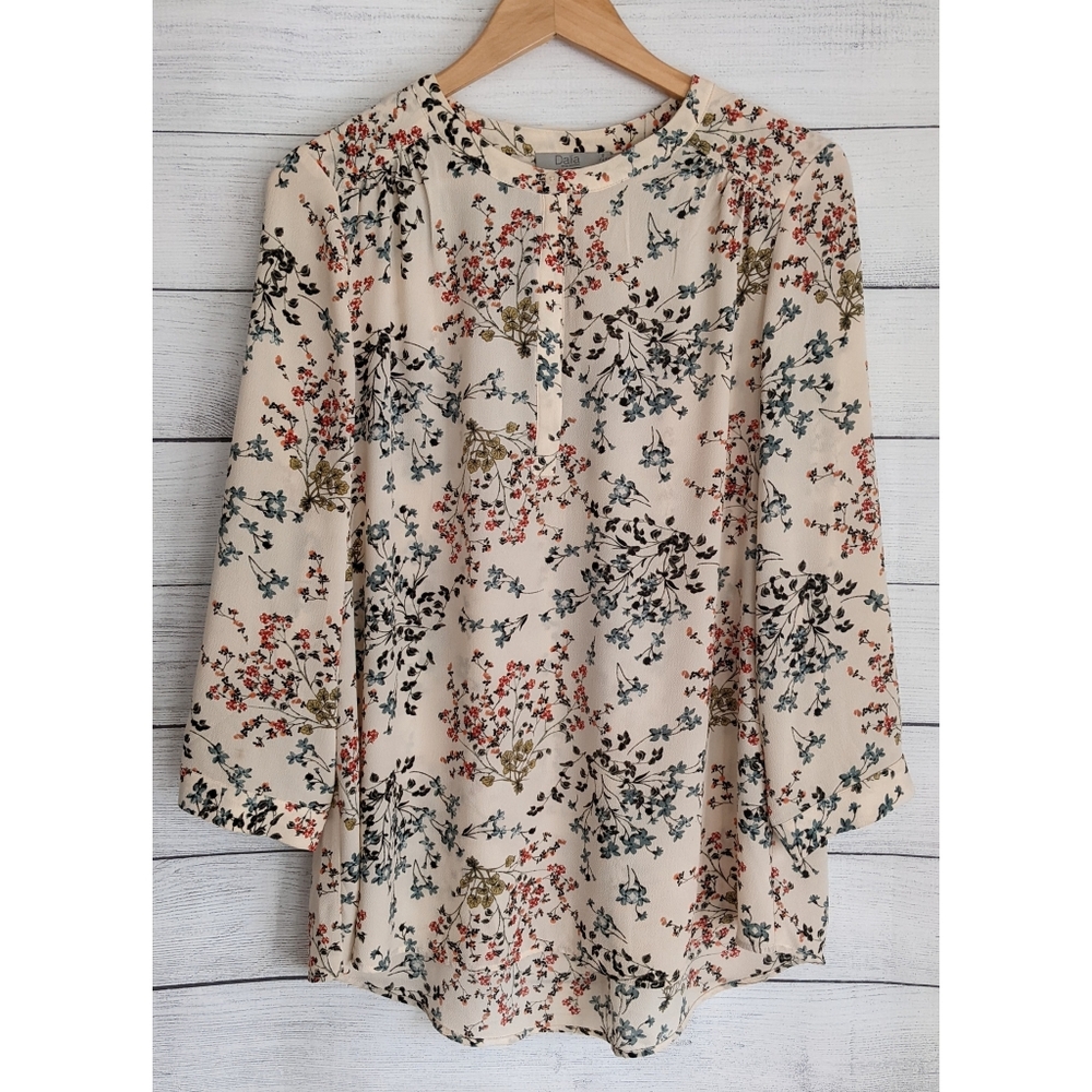 Dalia Floral Blouse. Size XL